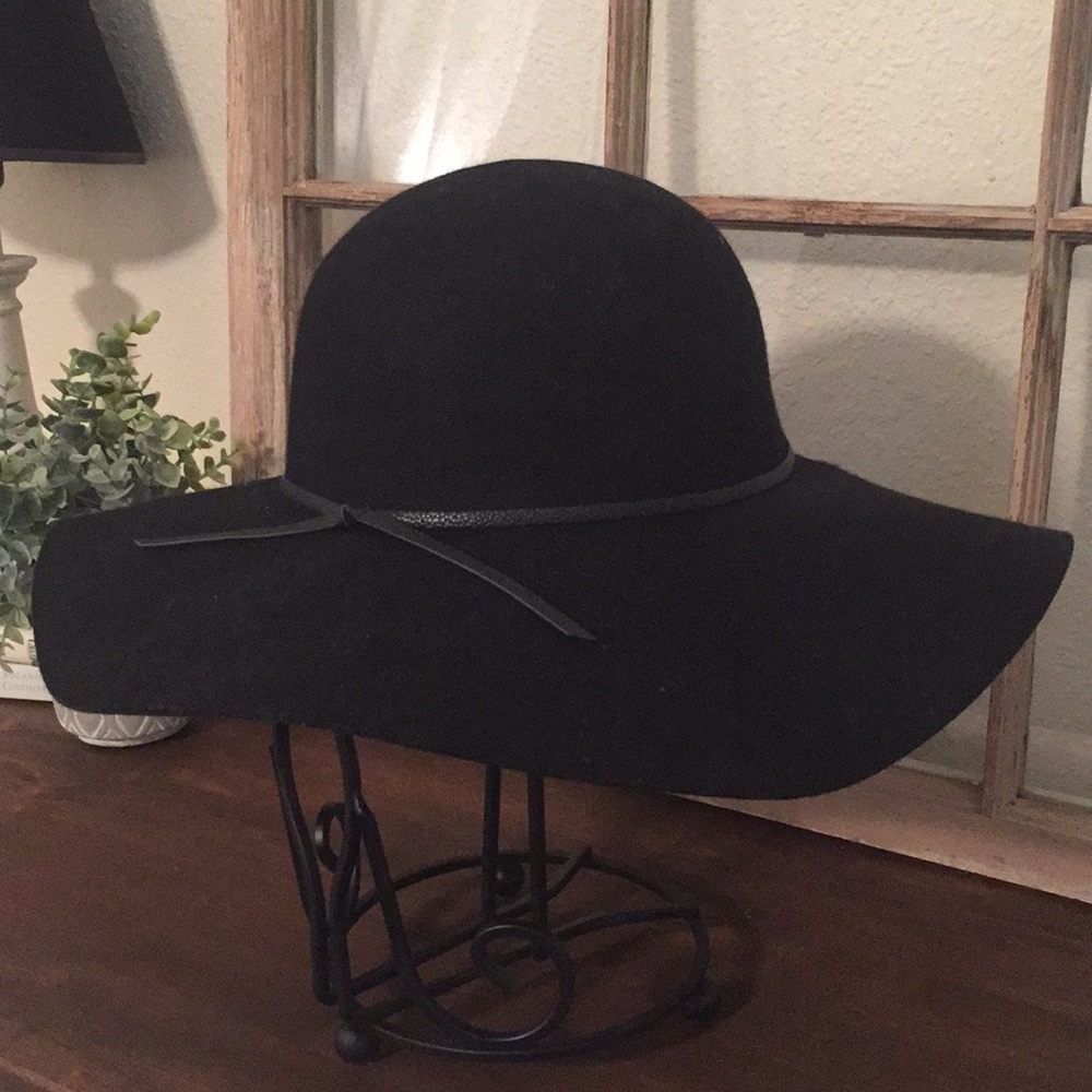 Felt Black Hat